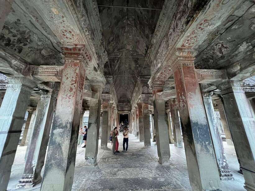 1-Day Angkor Wat Private Tour with Spanish Tour Guide. - Price and value, including the Angkor pass reality check