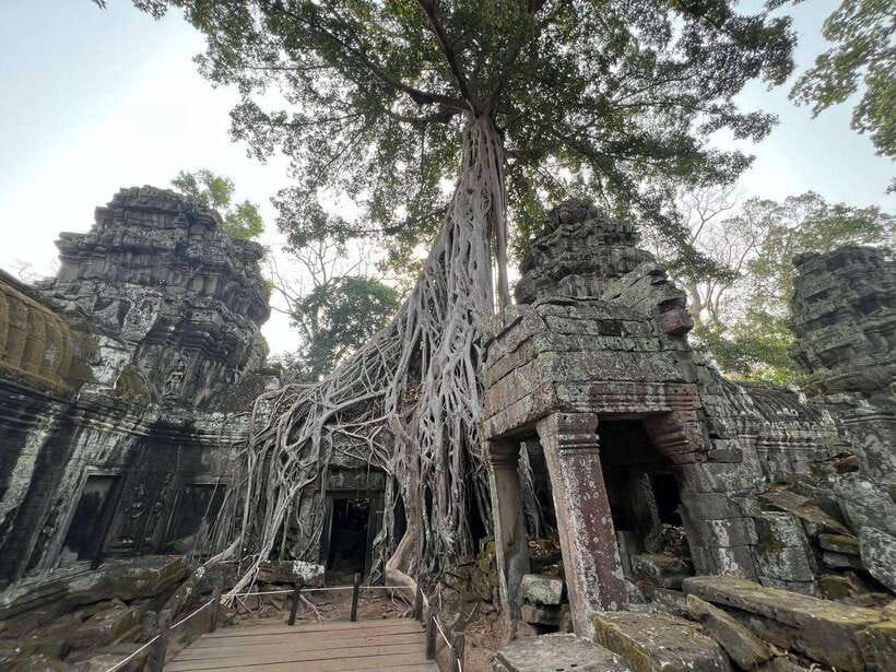 1-Day Angkor Wat Private Tour with Spanish Tour Guide. - Sunset options: Pre Rup or Phnom Bakheng