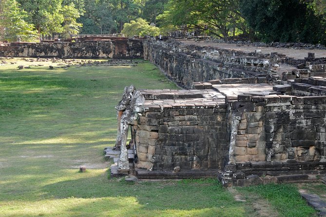 1-Day Angkor Wat Sunrise & All Interesting Temples Private Tour - Baphuon and Phimeanakas: Hindu Roots and Royal Enclosure Area