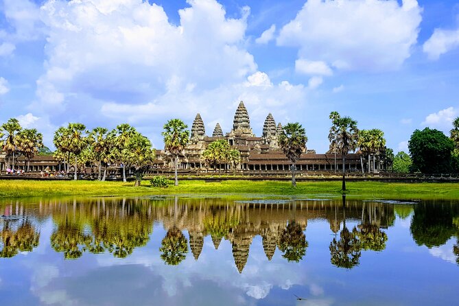 1day private tour to all majestic Temples in Angkor and Sunset - Angkor Thom: Victory Gate and Bayon’s Buddha faces