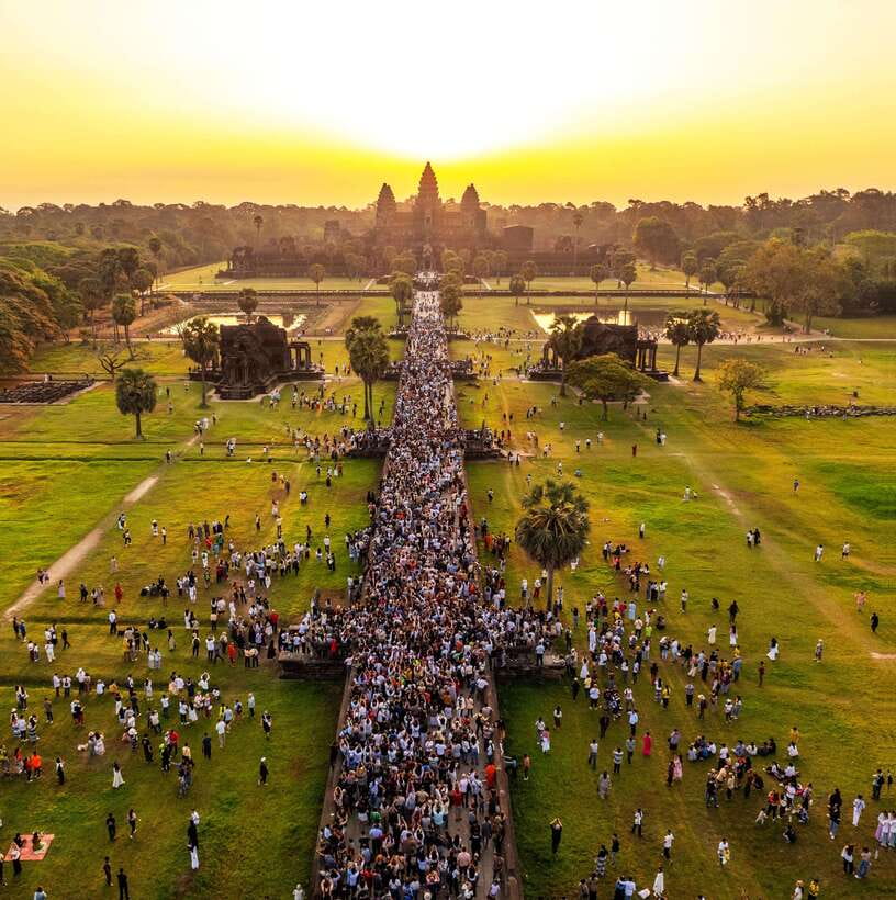 2-Day: Angkor Temple Treasures and Unique Floating Lifestyle - Should You Book This 2-Day Angkor Thom and Tonle Sap Tour?