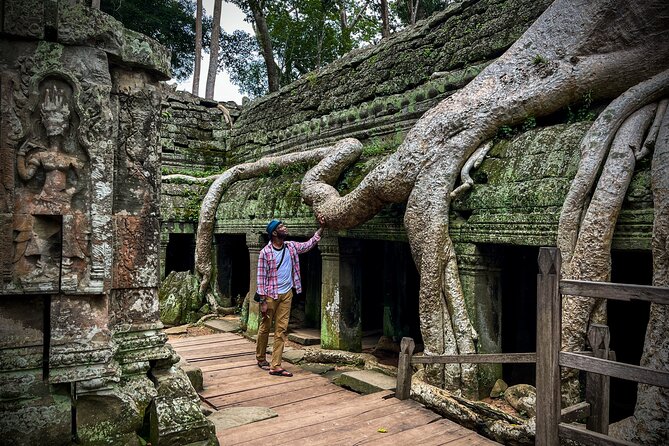 2 Day Angkor Wat Kulen Mountain Beng Mealea Floating Village Tour - Angkor Thom and Bayon, smiling faces plus major walking