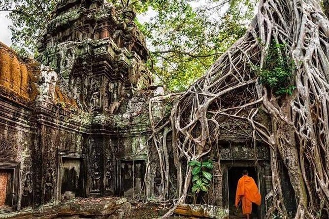 2-Day Angkor Wat Sunrise tour, Banteay Srei & Tonle Sap lake - From hotel pickup to the 4:40 AM sunrise rhythm