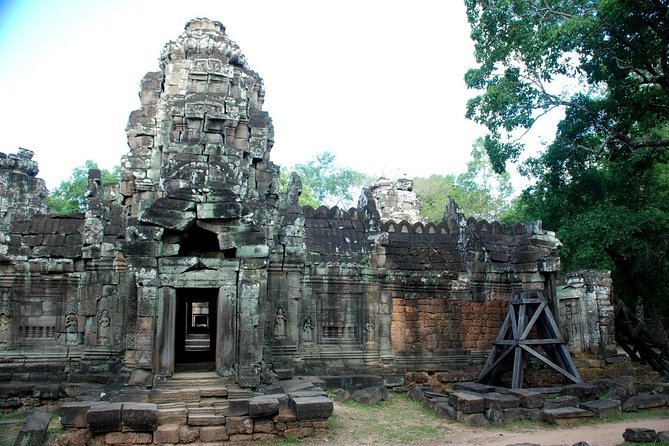 2-Day Angkor Wat & Tonle Sap Tour - Angkor Wat sunrise on Day 2, then a reset for breakfast and temples