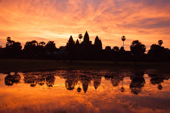 2-Day Unforgettable Experience of Angkor Wat - Psa Leu market and Siem Reap street food: the real culture break