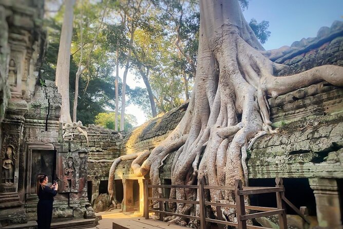 2 Days Guided Historical Tour in Angkor - Small group touring: why a maximum of 15 matters at Angkor