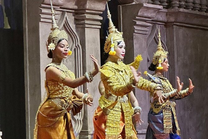 2 Days Tour in Siem Reap including Lunch, Dinner & Apsara Show - Lunch on a floating hut and an Apsara dinner you can plan around