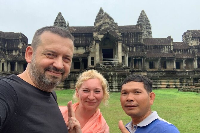 2 Days Tuk Tuk Private Tour of Angkor - Sunset timing at Angkor Thom, why it feels different
