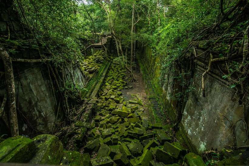 3-Day Angkor Wat & All Interesting Temples With Beng Mealea - Day 2: Two big sunrise moments, then Big Circle temples and Banteay Srei