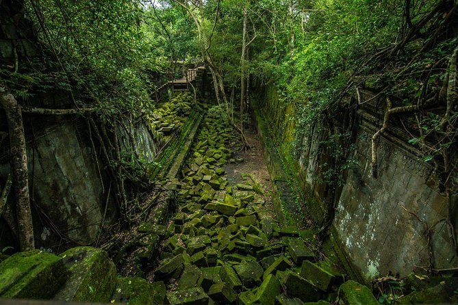 3-Day Angkor Wat with All Interesting Major Temples, Banteay Srei & Beng Mealea - Day 3: Beng Mealea jungle chaos plus Rolous Group temples like Lolei, Preah Ko, and Bakong