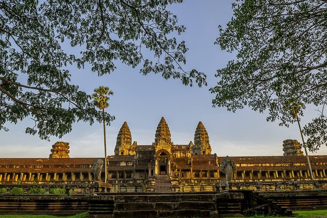 3-Day Angkor Wat with All Interesting Major Temples, Banteay Srei & Beng Mealea - The real star: how the guide turns stone into meaning