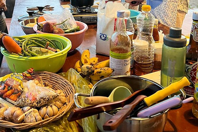 3-Hour Siem Reap Guided Cooking Class and Market with Pick up - Pickup and transport in Siem Reap: tuk tuk or mini van