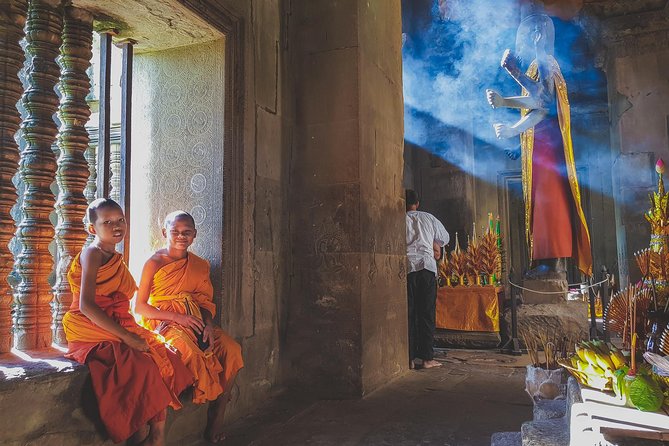 5 Must-See Temples With Private Guided Tour - The Private SUV Comfort That Makes Temple Days Easier