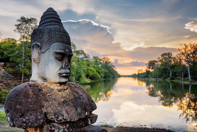 7-must See Temples in Angkor Park (Private Guided Tour) - Srah Srang: breakfast and coffee break that keeps the day human