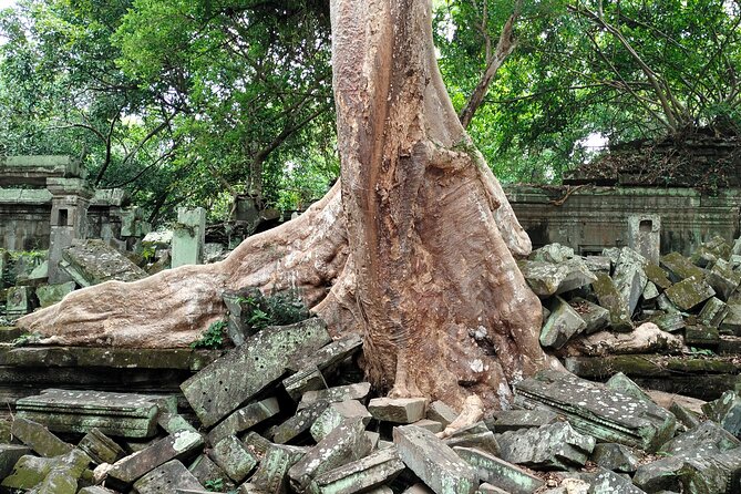 A Day Angkor Wat Sunrise Tour, Ta Prohm & Hidden Gems Beng Mealea - Bayon Temple: Smiling Faces, Better Pacing, Real Details