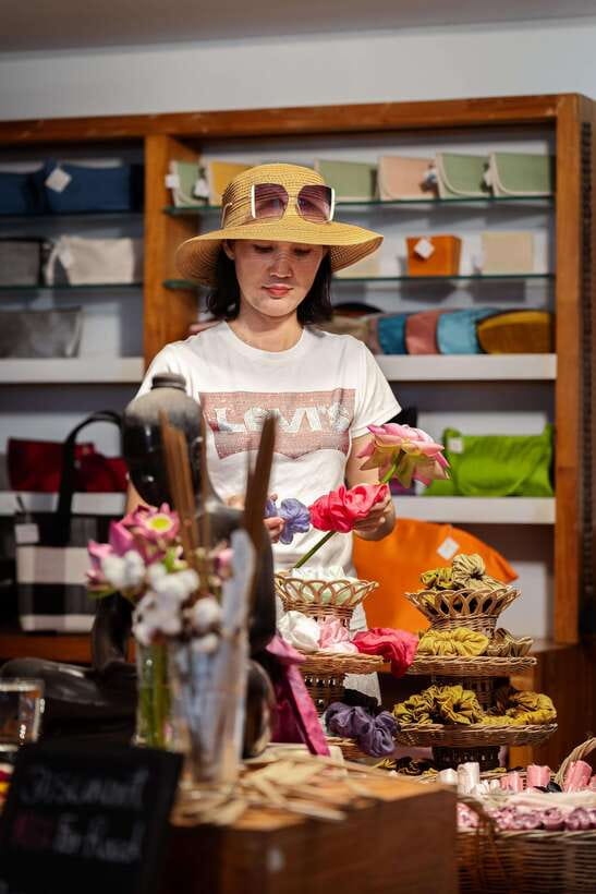Angkor Silk Farm & Lotus Silk Farm: Siem Reap Discovery Tour - Weaving Demos, Shopping Time, and What You’ll Actually Take Home