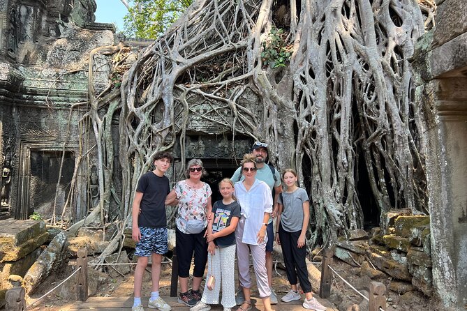 Angkor Sunrise Bike Tour with Lunch Included - Bayon Temple’s Faces: Learning to Read Stone