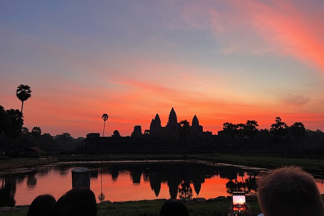 Angkor Sunrise Bike Tour with Lunch Included - Angkor Wat at Sunrise: Ponds, Reflections, and Photo Angles