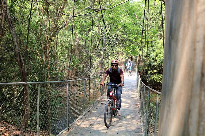 Angkor Sunrise Expedition Cycling Through Serene Backroads - Stop 2: Srah Srang, breakfast recovery, and why this stop matters