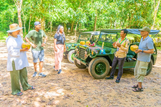 Angkor Sunrise Jeep Tour - Inclusive Breakfast & Lunch - Angkor Thom and Bayon: stone carvings you can actually understand