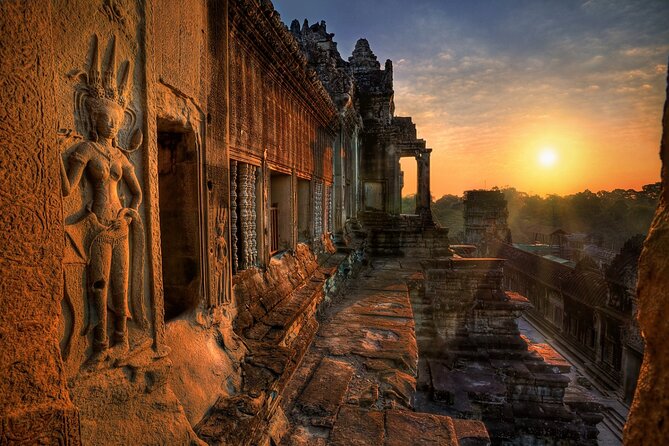 Angkor Sunrise Jeep Tour - Inclusive Breakfast & Lunch - Srah Srang and the village road back to Siem Reap