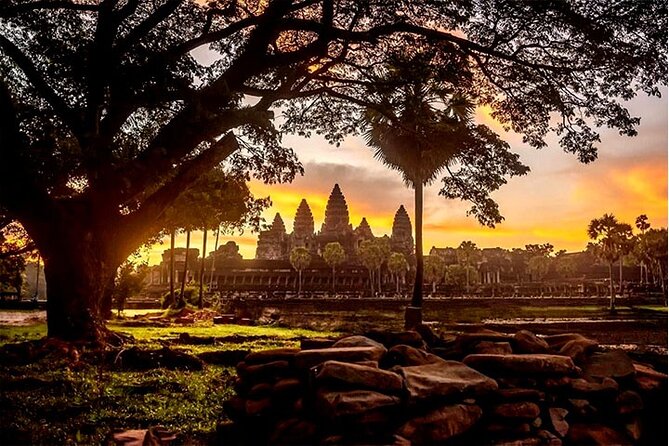 Angkor Temple Sunrise Half Day Tour - A half-day sunrise circuit that actually covers the key temples