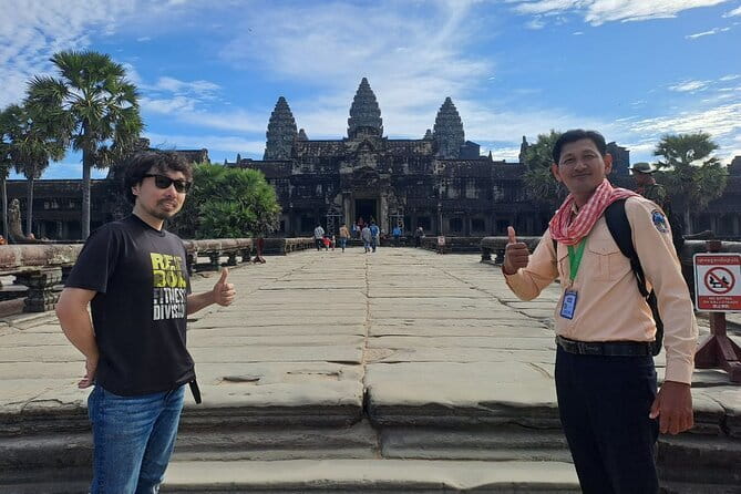 Angkor Temple Tour with Sunset - Small Group - Angkor Wat: How to Appreciate It in Just Two Hours