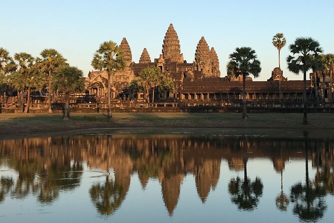 Angkor Temples Highlights: 2-Day Private Tour with Sunrise - Ta Prohm’s Roots, Nature vs. Stone