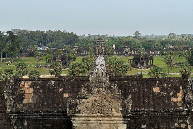 Angkor Wat 1-Day Tour by Private Car or Minivan - Angkor Wat: What You Gain From a Guide Here