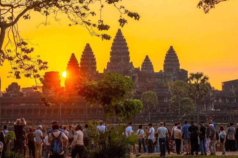 Angkor Wat 1 Day with Sunrise Combined tour with (Tuk Tuk) - Mixing Temples: Thommanon, Chau Say Tevoda, and Ta Keo