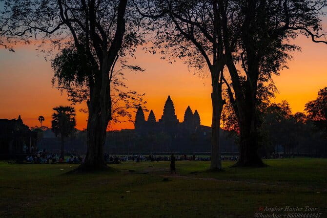 Angkor Wat 2 Days and a Half Temples & Tonle Sap-Small Group Tour - Sunrise and sunset in the right places