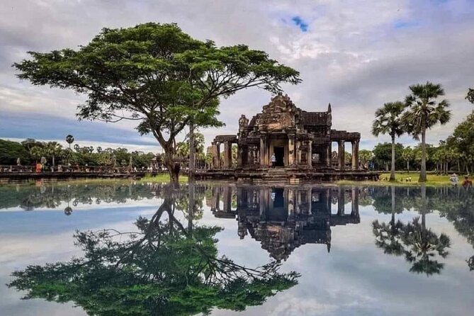 Angkor wat and Small group temples Full day tours - Ta Prohm: where ruins meet jungle, but time stays tight