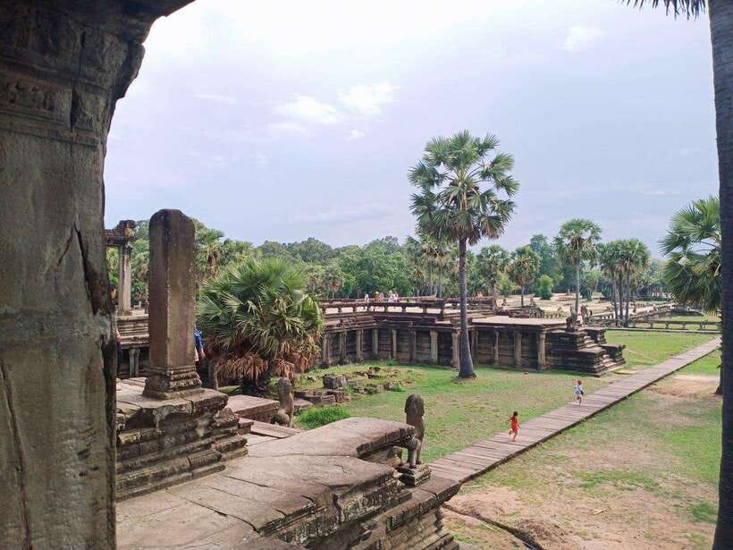 Angkor Wat, Angkor Thom, and Ta Prohm Day Trip with Sunset - Key things I’d watch for