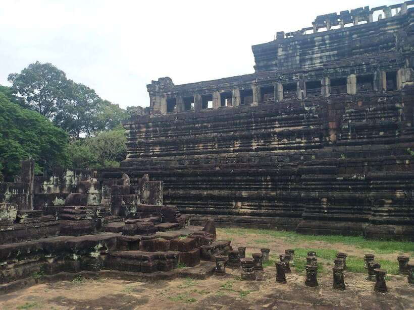 Angkor Wat, Angkor Thom, and Ta Prohm Day Trip with Sunset - Terrace Stops: Elephant Details and the Leper King Area
