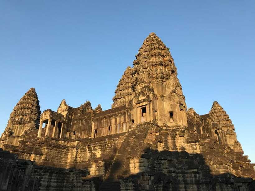 Angkor Wat by Vintage Jeep – Private Tour (Optional Sunrise) - Lunch break: plan for it since it is not included