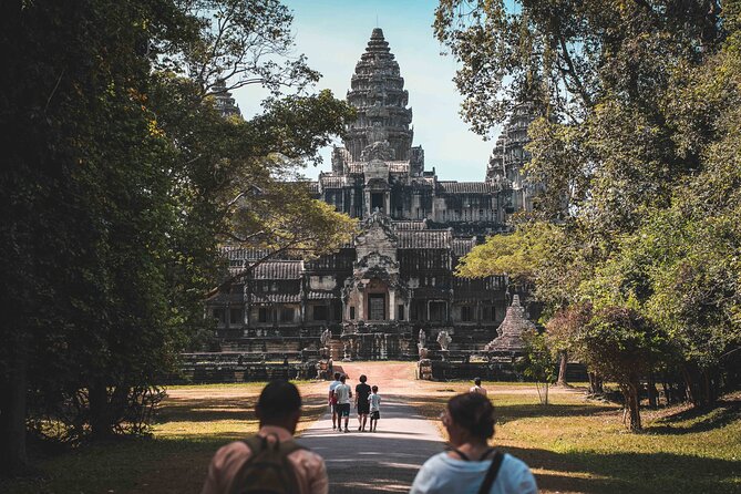 Angkor Wat Experience Temple Pass and Siem Reap Food Tour - From 7:30am pickup to a tuk-tuk rhythm you can handle