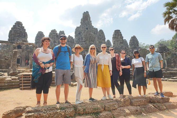 Angkor Wat Full Day Tour in Siem Reap Small-Group - Bayon Temple and the four smiling faces: time well spent
