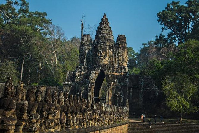 Angkor Wat highlight Tour From Sunrise -Small Group - Who this tour suits best, and who might want a different option