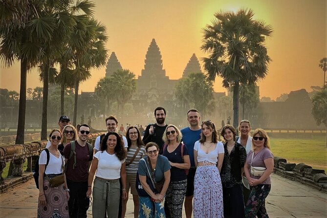 Angkor Wat Highlights and Sunrise Guided Tour from Siem Reap - Ta Prohm and Srah Srang: the morning balance of jungle and quiet water