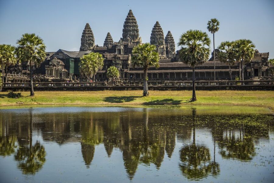 Angkor Wat in a vintage Jeep with driver - jeep rental - Key things I’d watch for