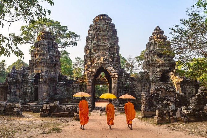 Angkor Wat plus Balloon Ride with Khmer Lunch - Hotel Pickup to Angkor Wat: Tuk Tuk Comfort and a Calm Start