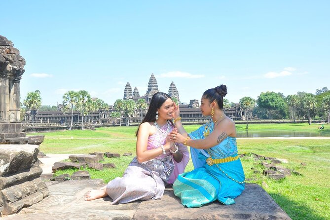 Angkor Wat Shared Tours from Siem Reap Angkor Airport (SAI) - Elephant Terrace, Then Ta Prohm’s Tree-Roots World