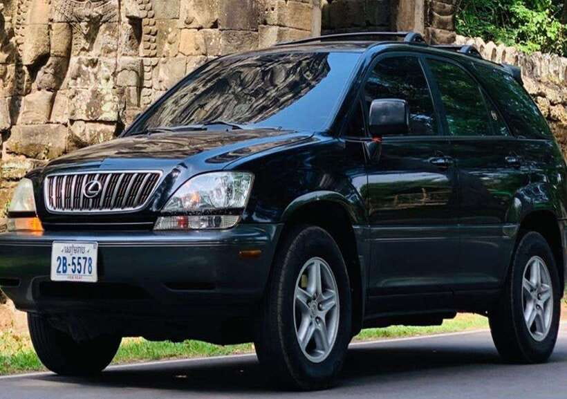 Angkor Wat Small Circle Private Car Tour in Siem Reap - Your English-speaking driver: better than a ride, not a full guide