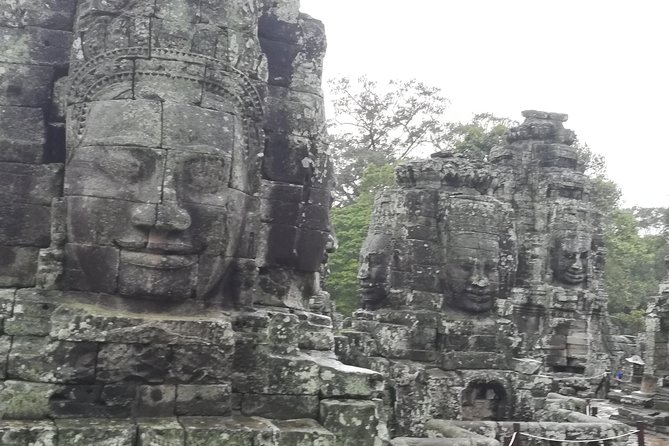 Angkor Wat Small Circuit Tour - Dress code: the rule that can stop your day