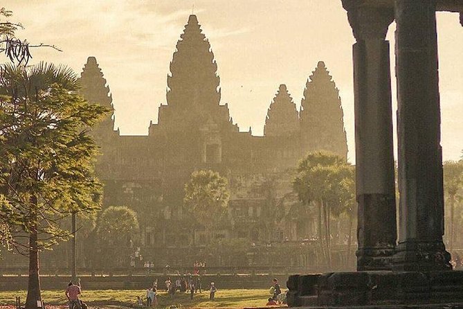 Angkor Wat Small-Group Sunrise Tour from Siem Reap - Angkor Wat at first light: Vishnu, scale, and quiet