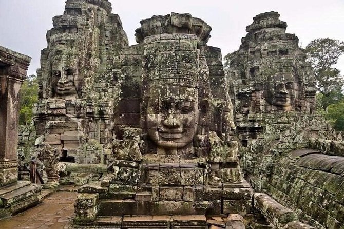 Angkor Wat Small-Group Sunrise Tour from Siem Reap - Bayon Temple and the 200 smiling faces