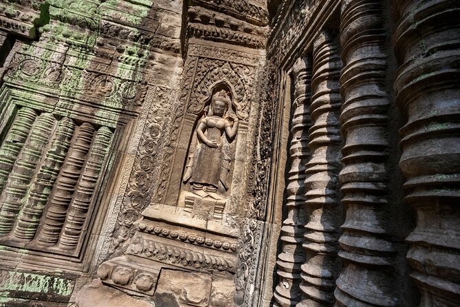 Angkor Wat Small Group Tour Inclusive lunch - Stop 2: Angkor Thom, a walled royal capital in 12th-century focus