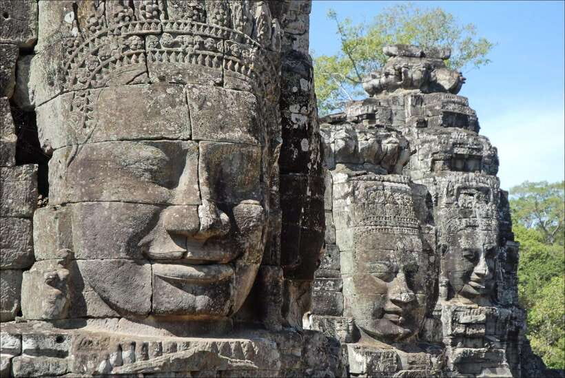 Angkor Wat: Small-Group Tour with Balloon Ride and Lunch - Angkor Thom’s South Gate: demons, gods, and 108 guardians