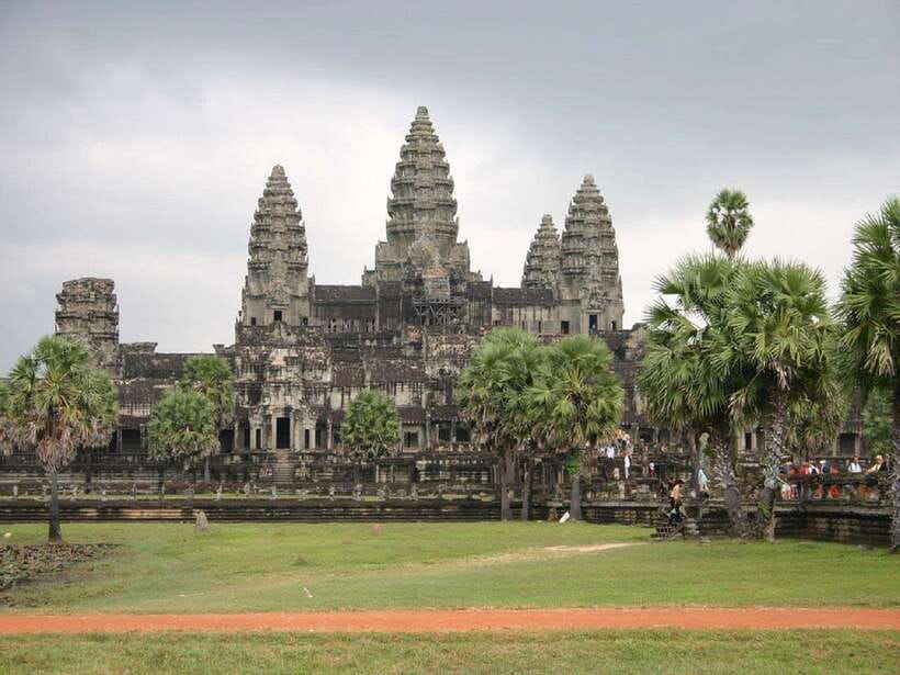 Angkor Wat Small Tour With Private Tuk Tuk - A practical 8-hour plan, built for focus