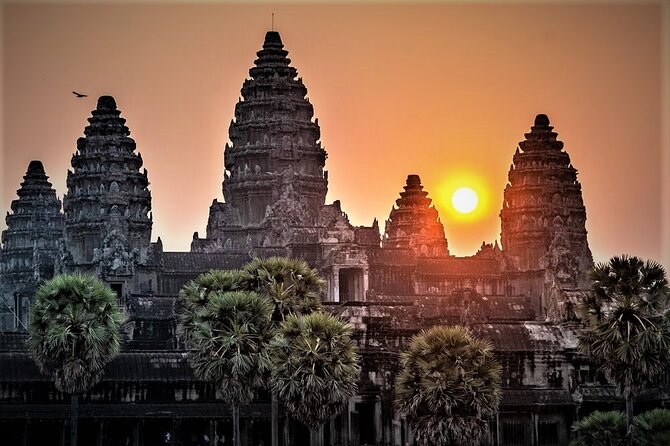 Angkor Wat Sunrise & All Highlight Angkor Temple Private Day Tour - Banteay Kdei and finishing near Pre Rup: a full Angkor day plan